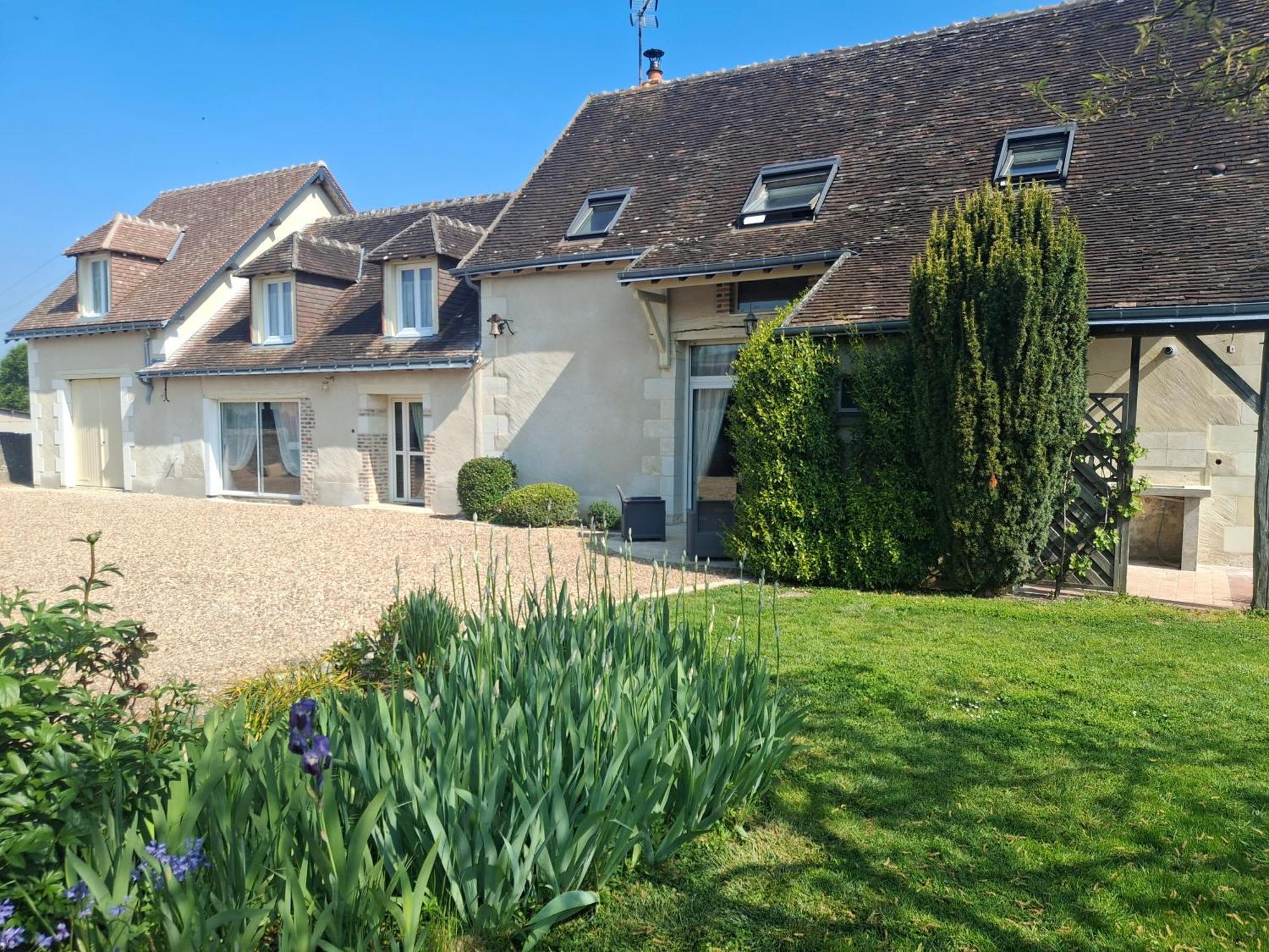 Dame-Marie-les-Bois Les Jarrieres Bed & Breakfast エクステリア 写真